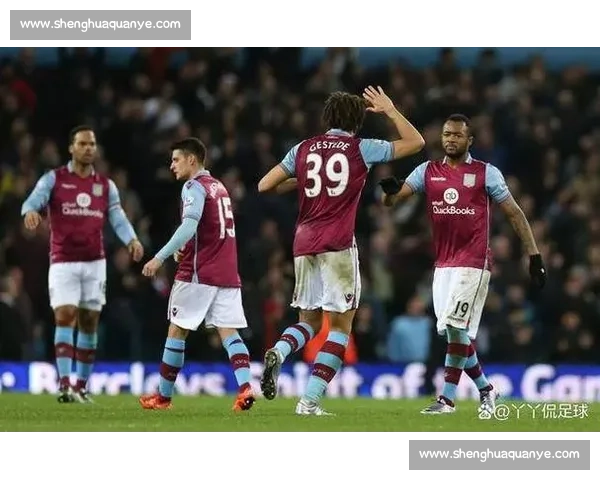 维拉公园 50 年传奇:三杀曼城复刻 1975 荣光